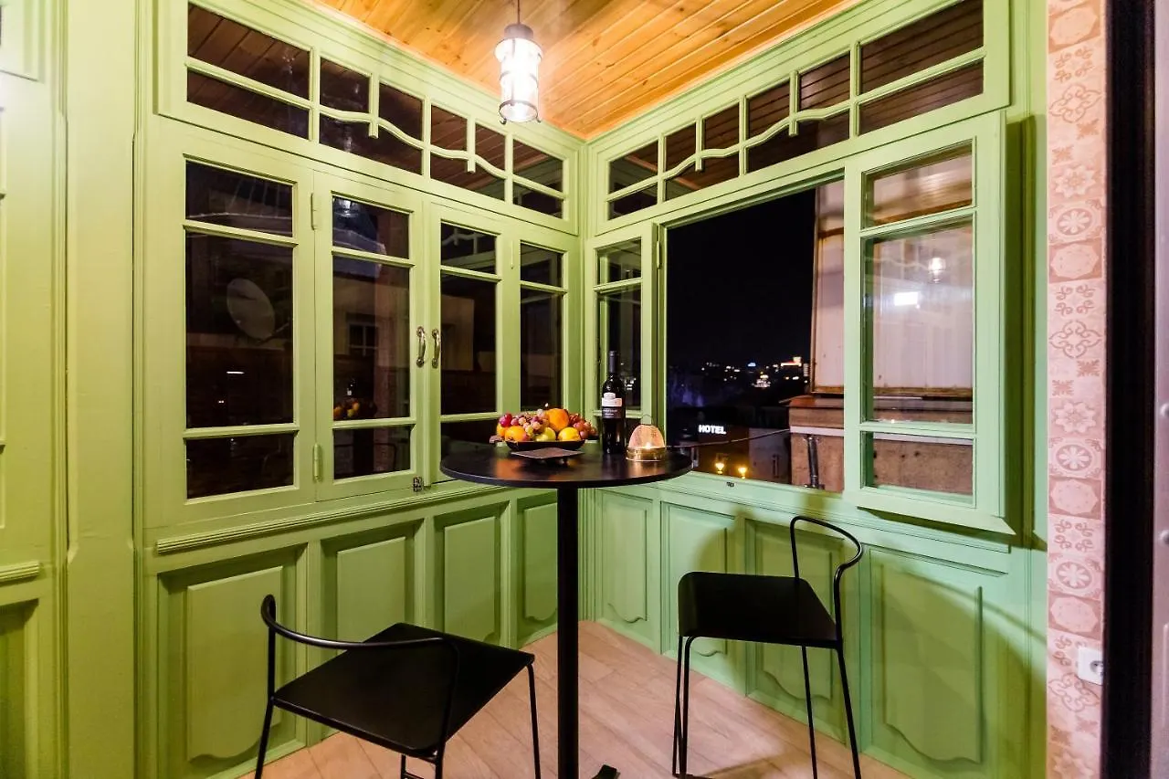 Boutique Apart Upe Tbilisi 4*,